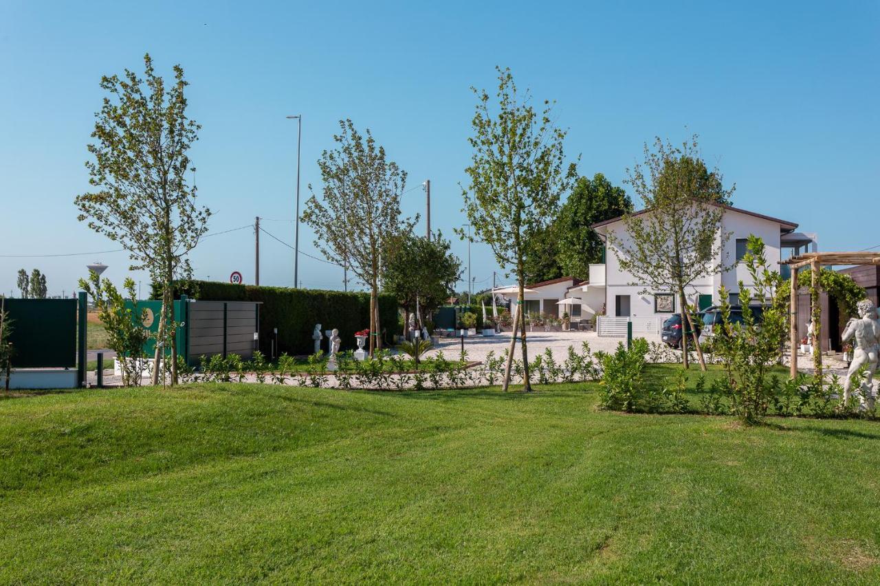I Delfini - Natural B&B Cesenatico Luaran gambar